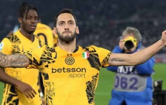 Calha-Makin-Dekat-ke-Galatasaray