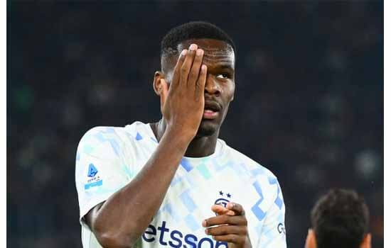 Bonny-Cetak-Gol-vs-Roma